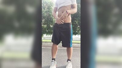 Cam 660: Amateur Cum Shots and Handjobs - The Ultimate Experience!