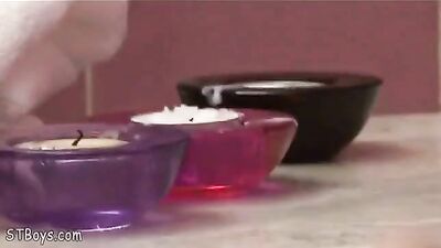 Wax in the bath: The ultimate Amateur Fun!