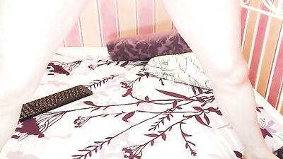 Horny Web-Cam Solo: Hardcore Gay Porn Action!