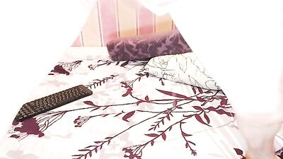 Horny Web-Cam Solo: Hardcore Gay Porn Action!