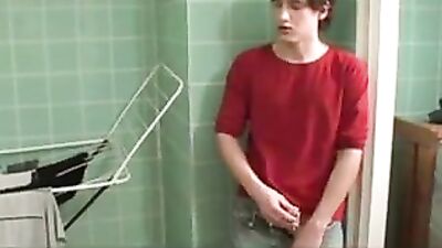 No-Strings Attached: Laundry Time Bareback Group Sex