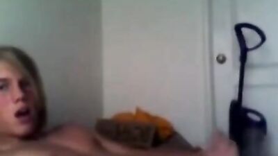 Surfing San Diegos Amateur Blond Boys!