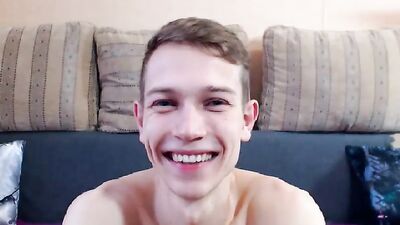 Blissful Blonds: Amateur Solo Boys Delight