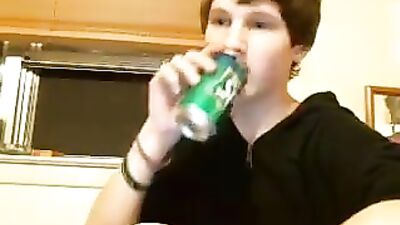 Adorable Webcam Cum Shots: A Solo Gay Porn Adventure!