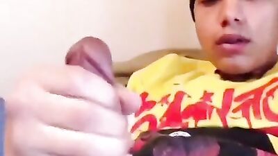 Gay Porn: Amateur Cum Shots Handjob - Upgrade to Cam 872!