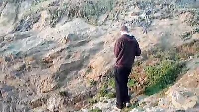 Pacific Coast Wanking: Cum Shots Solo Public Outside