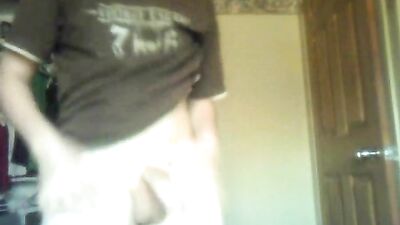 Gay Porn: Shaved Boys Web-Cam Fun Solo!