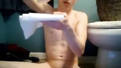 Inside Toy Cummer - Horny Dudes Gay Porn Adventure