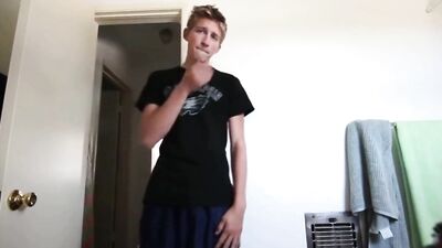 Blond Bodybuilders Big Dick Show