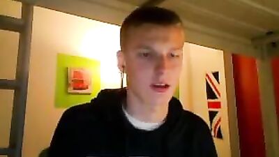 Amature Ass Play Handjob: Cam 961 Revisited!