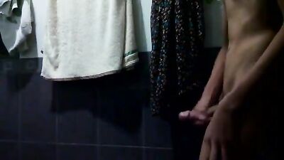 Amateur Cum Shots & Handjobs: Cams Revamped Adventure!