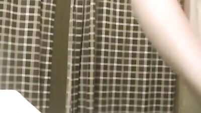 Super hot shower and wank