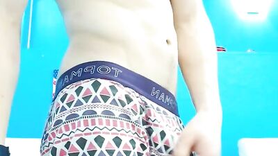 Straight to Gay - Nolancox: Exploring Sexuality with Passion!