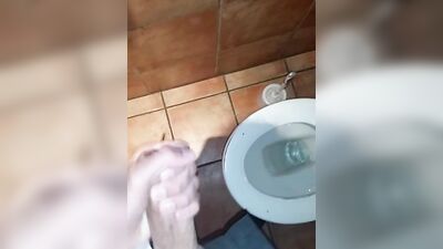 Stroke it in public: Cum Shots Fun Solo revisited!