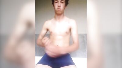 Gay Cam Solo: Cum in Tub