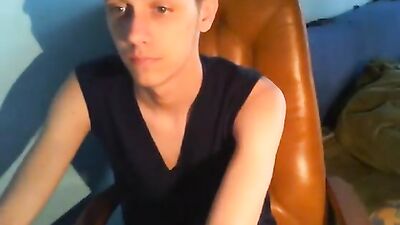 Young & Wild: Amateur Cam Solo Experience!