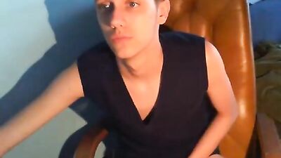 Young & Wild: Amateur Cam Solo Experience!