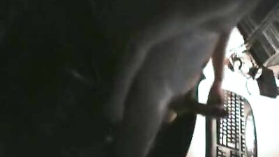 Nightime wanks: Amateur Web-Cam Solo!
