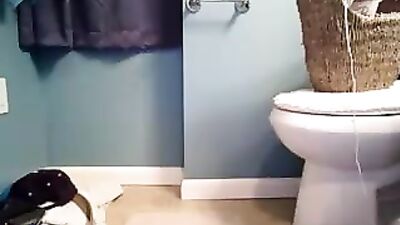Golden Toilet Fun: The Ultimate Gay Porn Experience!