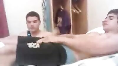 Gangbang Amateur Group Fun: Cam 1104!