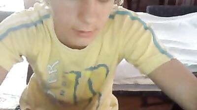 Cute Uncut Cock Cam Show - Exploring Gay Porn Fun!