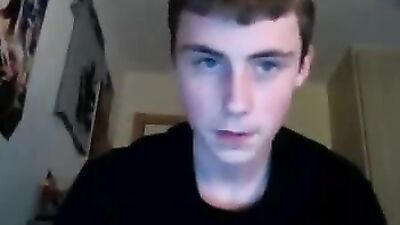 Big blue eyes showing his big hole