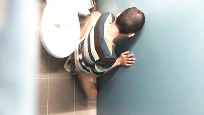 Hand Jobs & Cum Shots: The Ultimate Amateur Experience!