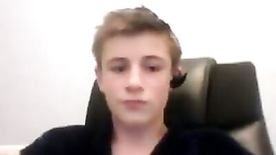Young Blond Cam Boy: Dirty Solo Handjobs!