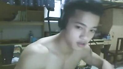 Asian Webcam: Exploring Eroticism on Live Cams