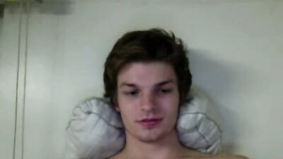 Big guys big ass and cock gets even bigger!