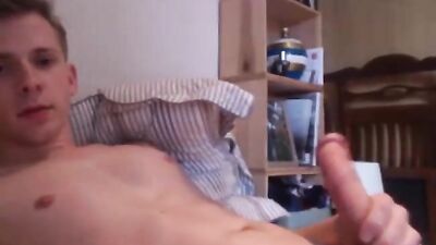 Web-Cam Solo Amateur - Hot Gay Guy Unleashed!