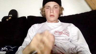 Thick Cock Blond Sk8 - Big Cocks Meet Hot Boys!