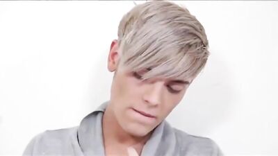 Speedos Sniffing Spree: Ready for Action