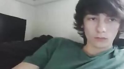 Jerking College Guy: Web-Cam Solo Exposure