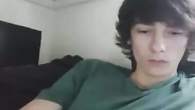 Jerking College Guy: Web-Cam Solo Exposure