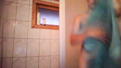 Cam 1239 Revisited: Amateur Cum Shots and Handjobs - A Gay Porn Video Adventure