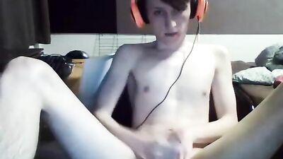 Young Boys Handjob & Cumshot Showdown - Webcam Edition!
