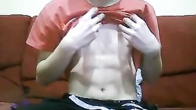 Californian Cum Shots Web-Cam Solo: A Thirsty Exploration!