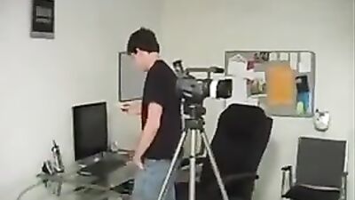 Big-Boned Yanking: Cum Shots Fun with Cute Boys!