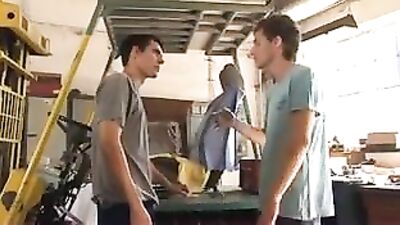 Hook up at the Shop: Hardcore Gay Porn Action