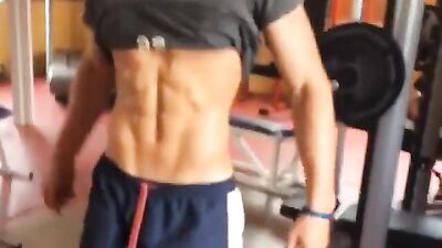 Sixpack Solo: Amateur Muscle Boys in Action!