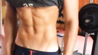 Sixpack Solo: Amateur Muscle Boys in Action!