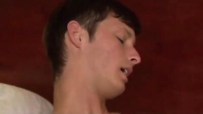 Twink Threesome Cumshot Delight!