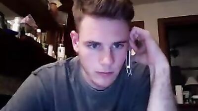 Gay Porn: Amateur Cum Shots Handjob - Cam 1693