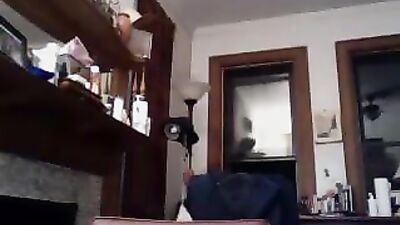 Gay Porn: Amateur Cum Shots Handjob - Cam 1693