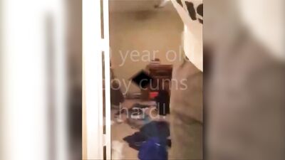 Young Twink Cums Hard: Webcam Boys Big Cock Explosion