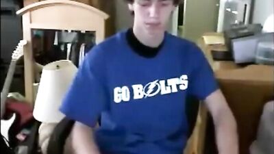 Brunette Web-Cam Twink: Unleashed Desires