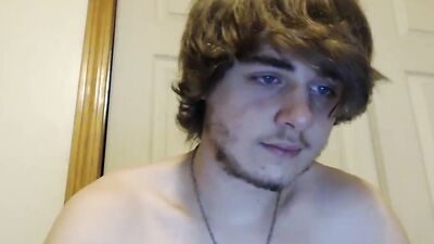 Handsome GBT Lovers Share Faithful Cumshots and Handjobs in Steamy Amateur Video