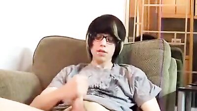 Emo Boy Sean Cums Again - Bisexual Amateur Big Cocks Jackoff!