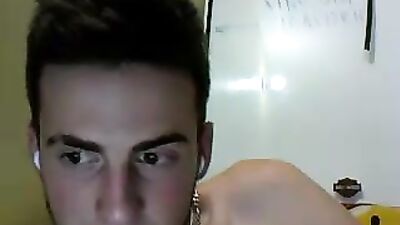 Gay Porn Storytelling: Amateur Cum Shots and Handjobs